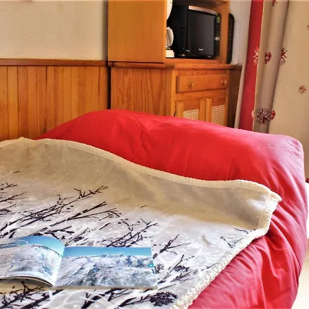 Cosy 2 Pieces Avec Balcon Et Acces Piscine A - Fr-1-330-164 Apartamento Risoul